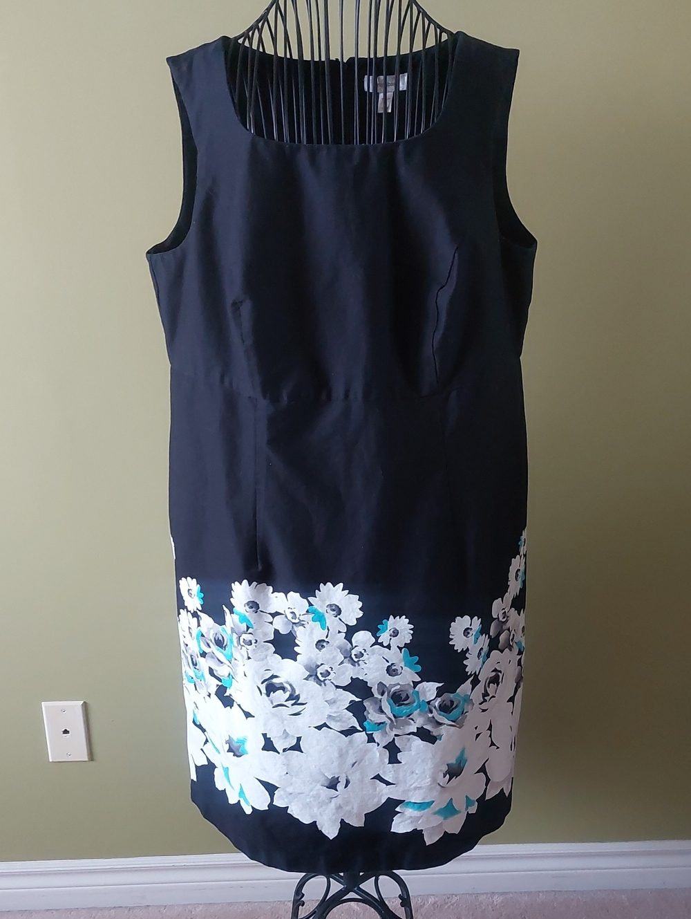Dress Barn Black Midi Dress with White Floral Hem and Teal Accents
